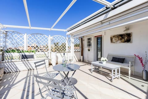 Patio, Balcony/Terrace, Balcony/Terrace