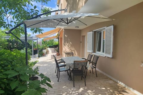 Balcony/Terrace, children, Family
