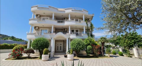 OliveGarten Apartments Apartment in Ulcinj