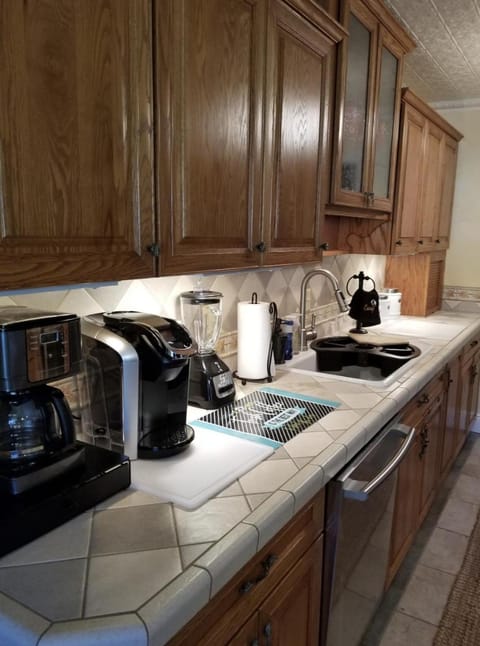 Lambs Landing Huron Family Vacation Home House in Huron