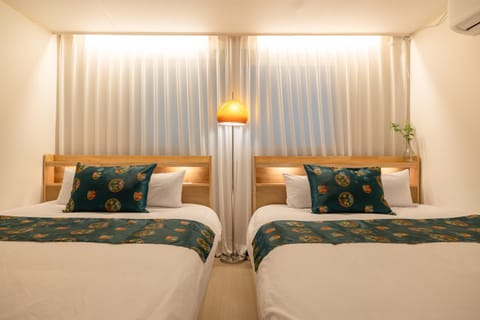 Bed, Bedroom, air conditioner