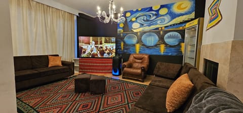Communal lounge/ TV room, TV and multimedia, Living room, Seating area, Evening entertainment, Internal: Not applicable to any particular room