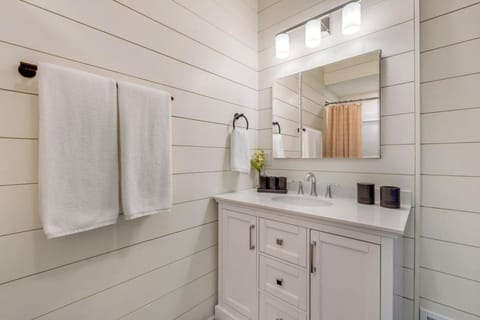 Little Red House House in Cedarburg