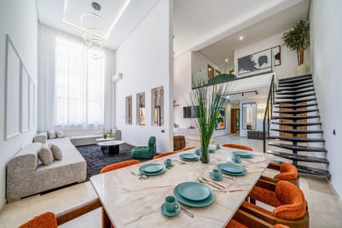 Living room, Seating area, Dining area