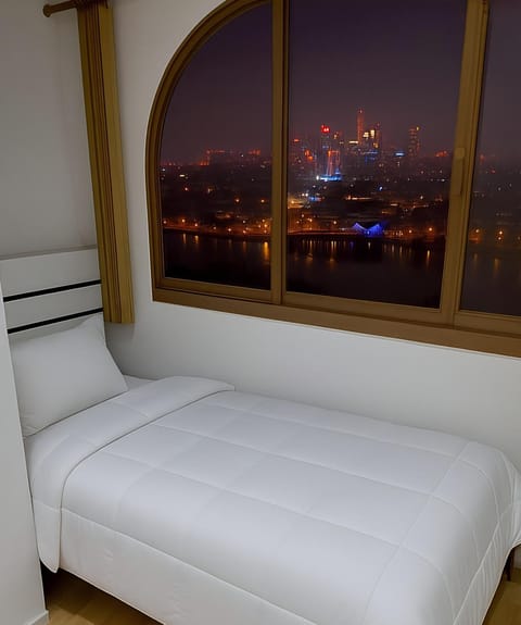 Platinum Pavilion Vacation rental in Dubai