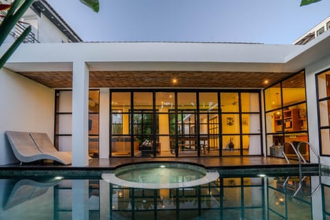 Property building, Swimming pool