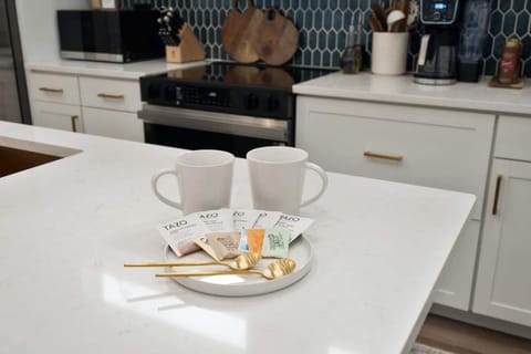 Modern Lake House 3 Blocks from the Lake! House in Buckeye Lake