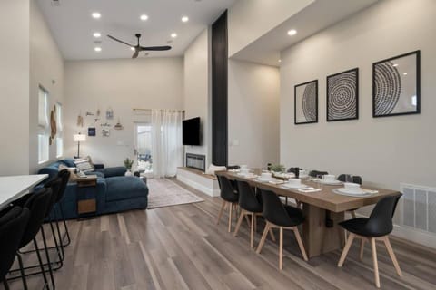 Modern Lake House 3 Blocks from the Lake! House in Buckeye Lake