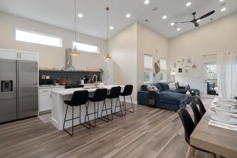 Modern Lake House 3 Blocks from the Lake! House in Buckeye Lake