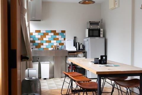 Kitchen or kitchenette, Living room, Dining area