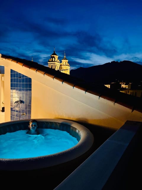 Hot Tub, Hot Tub, View (from property/room), Balcony/Terrace, City view, Landmark view, Mountain view, Pool view, Swimming pool, Open Air Bath