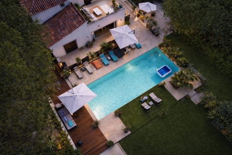 Bird's eye view, Swimming pool