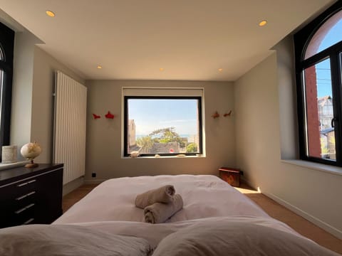 Les Tamaris - Grande Maison de Plage - Jacuzzi House in Jullouville