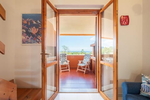 Charming Sea View, Modern house with garden ,Air Conditioning Apartment in Costa Rei