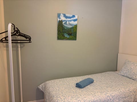 Quiet Private Rooms Easy Metro & Airport Access Bed and Breakfast in Helsinki