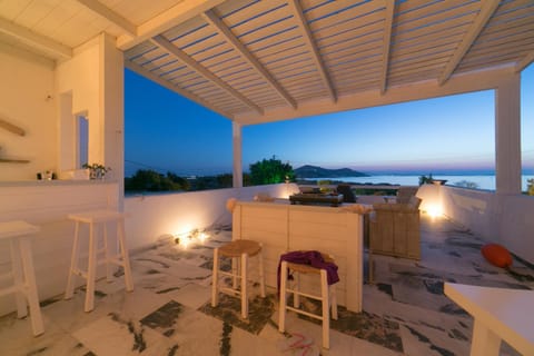 Restaurant/places to eat, Natural landscape, Balcony/Terrace, Lounge or bar, Sea view