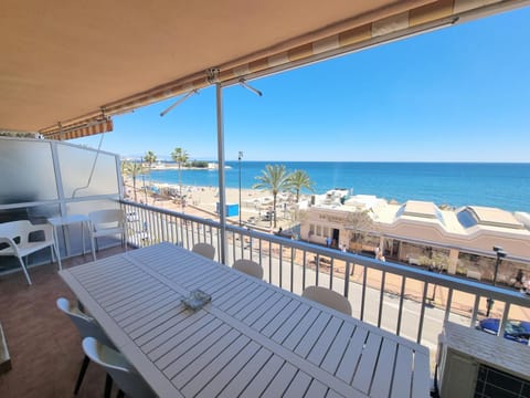 Property building, View (from property/room), Balcony/Terrace