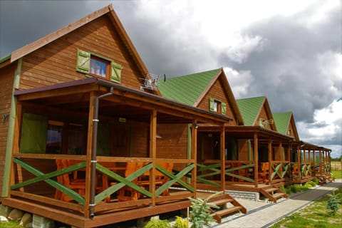 Property building, Day