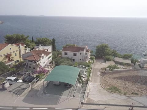 Property building, Bird's eye view, Beach, Sea view, Street view, Location