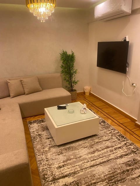 TV and multimedia, Seating area