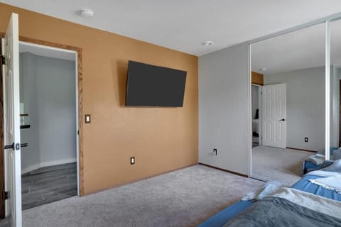 TV and multimedia, Bedroom, children