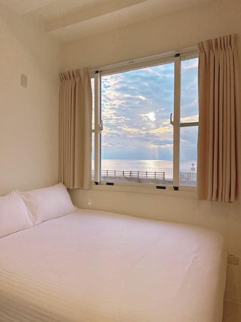 Bed, Natural landscape, Bedroom, Sea view
