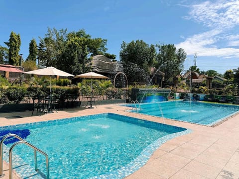 Pool view, Swimming pool