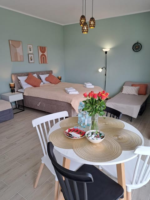 Living room, Photo of the whole room