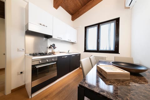 Suite Deluxe in Palazzo Storico - Centro Sassari - Appartamento Olbia Apartment in Sassari