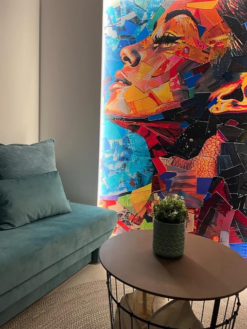 Decorative detail, Seating area