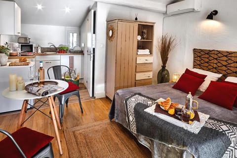 Li Cabanoun, Studios au Soleil Issambres Sainte-Maxime à 3min de la plage à pied Apartment in Sainte-Maxime