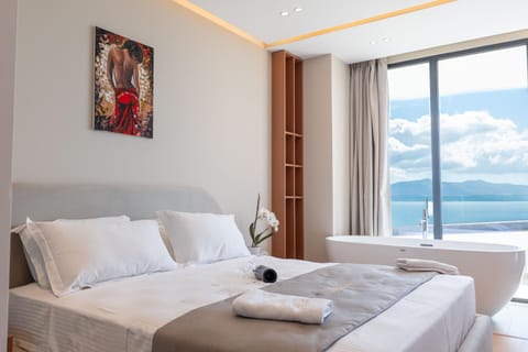 Natural landscape, TV and multimedia, Coffee/tea facilities, towels