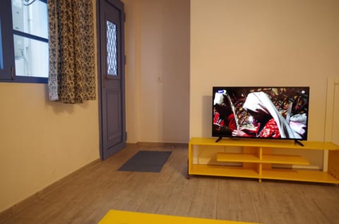 Communal lounge/ TV room, TV and multimedia