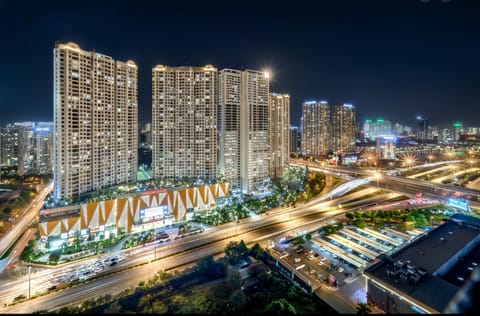 Property building, Night, Bird's eye view, City view, Street view, Location