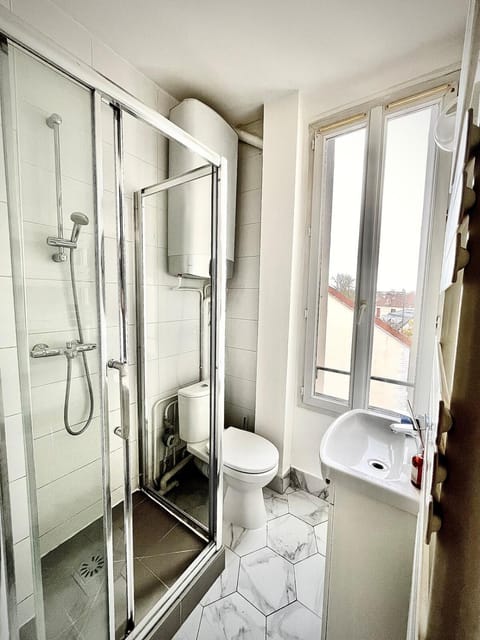 Jerickais - Cozy Studio - Sartrouville - 7 min RER Apartment in Sartrouville