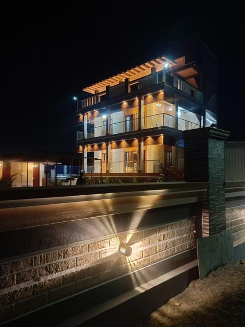 Property building, Night