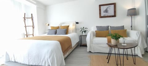 Living room, Bedroom
