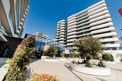 Property building, Day