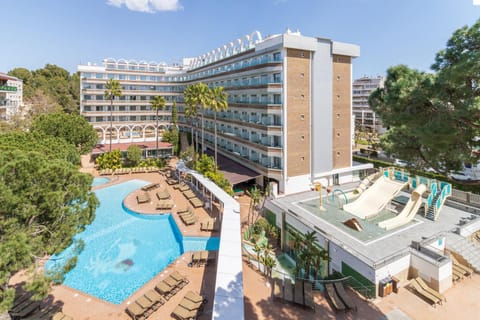 Property building, Bird's eye view, Aqua park, Swimming pool