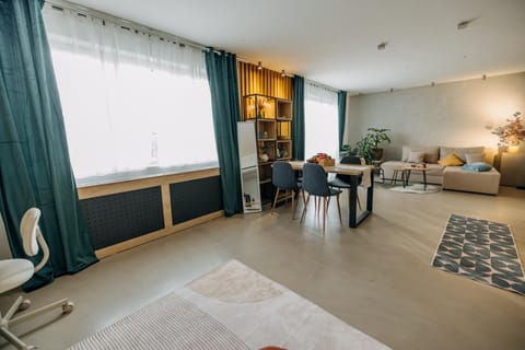 Studio49apartments Quiet in Niš Free Private Parking Fast WiFi Apartment in Serbia