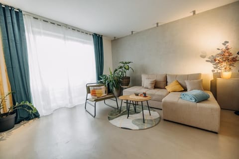 Studio49apartments Quiet in Niš Free Private Parking Fast WiFi Apartment in Serbia