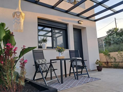 Property building, Balcony/Terrace
