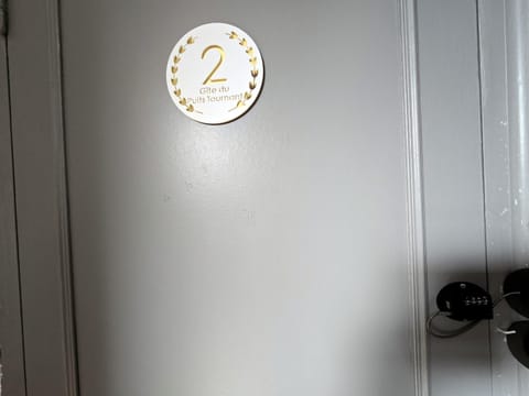 Gite du Puits Tournant - chambre 2 Bed and Breakfast in Gien