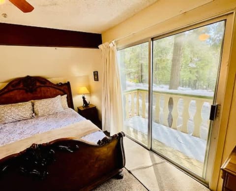 Home in Yosemite-Brookside Cottage-Sleeps 10 House in Yosemite Park Way
