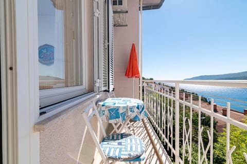 Balcony/Terrace, children, Family