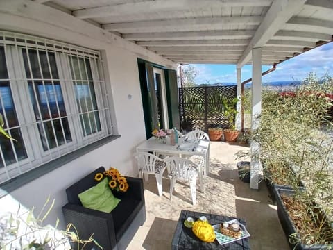 Property building, View (from property/room), Dining area, Garden view, Internal: Not applicable to any particular room