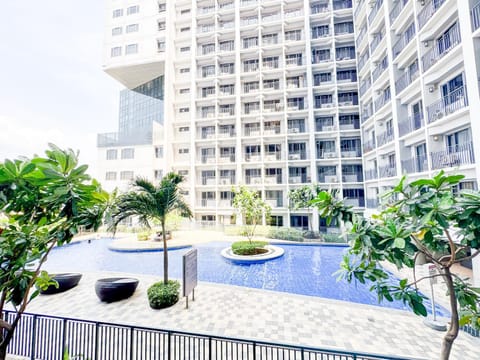 Property building, Day, Children play ground, Children play ground, Garden, Garden, On-site shops, Balcony/Terrace, Balcony/Terrace, Evening entertainment, City view, City view, Garden view, Garden view, Pool view, Pool view, Swimming pool, Swimming pool, Swimming pool, Entertainment, Entertainment, Parking, internet, internet, internet