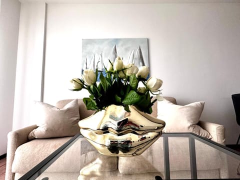 Living room, Decorative detail