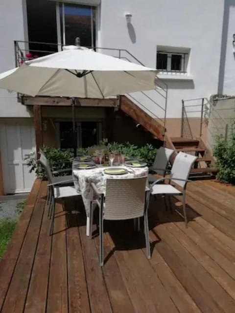 Garden, Balcony/Terrace