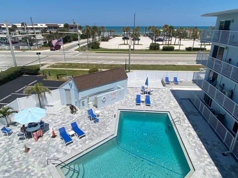 Patio, Balcony/Terrace, Pool view, Swimming pool